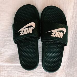 Women’s Nike slides